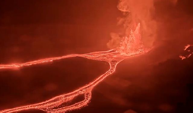 Hawaii’deki Kilauea Yanardağı 37’nci kez patladı