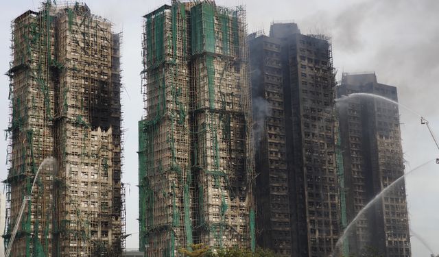 Hong Kong’daki yangında ölü sayısı 128’e yükseldi