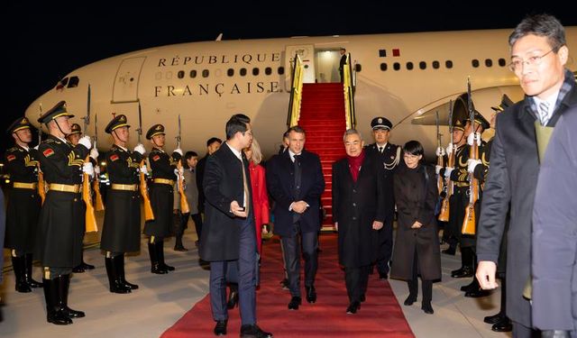 Macron üç günlük Çin ziyaretine başladı