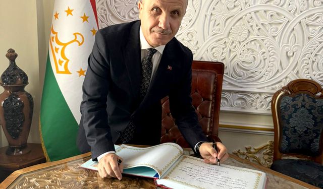 YÖK Başkanı Özvar Tacikistan Milli Üniversitesi’nde