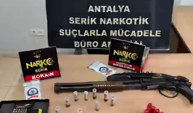 Antalya Serik’te 32 adrese uyuşturucu baskını: 25 gözaltı