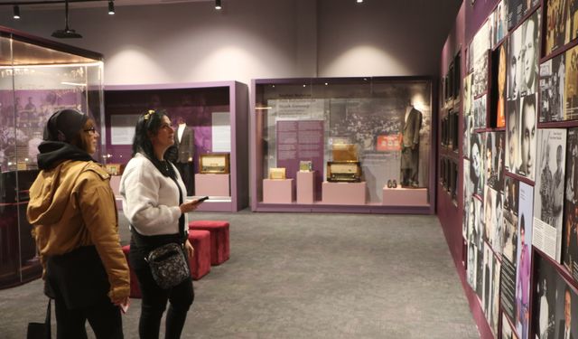 Ferdi Tayfur vefatının 1. yılında Adana’da anıldı