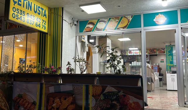 Gebze’de restorana araçtan ateş açıldı: 2 yaralı