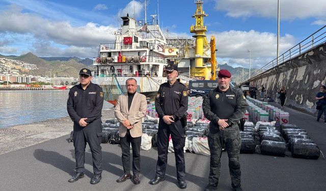 İspanya açıklarında 10 ton kokain operasyonu: 13 tutuklama