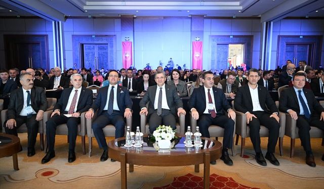 Su ürünleri yetiştiriciliği sektörü Antalya’da buluştu