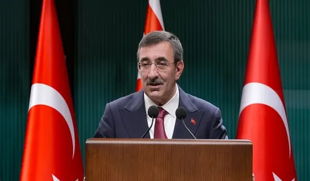 Cevdet Yılmaz: Deprem şehitlerini rahmetle anıyoruz