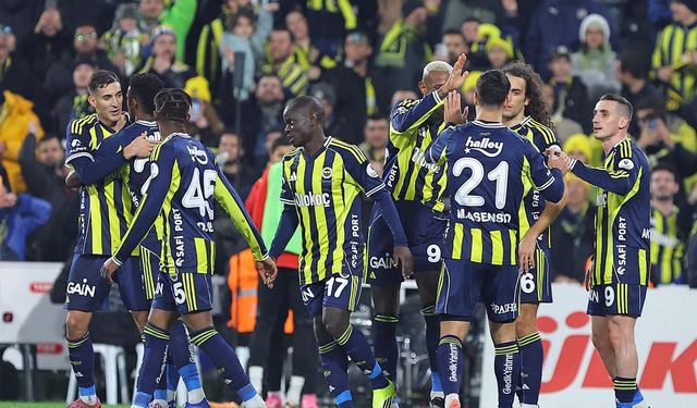 Fenerbahçe’den 3 gollü galibiyet, zirve takibi sürüyor