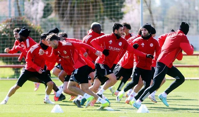 Hesap.com Antalyaspor, Rize maçına hazır