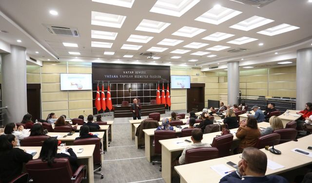 Kepez Belediyesi personeline işitme sağlığı eğitimi verildi