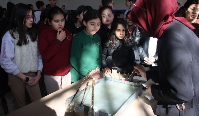 Serik’te hat, naht ve ebru sergisi açıldı