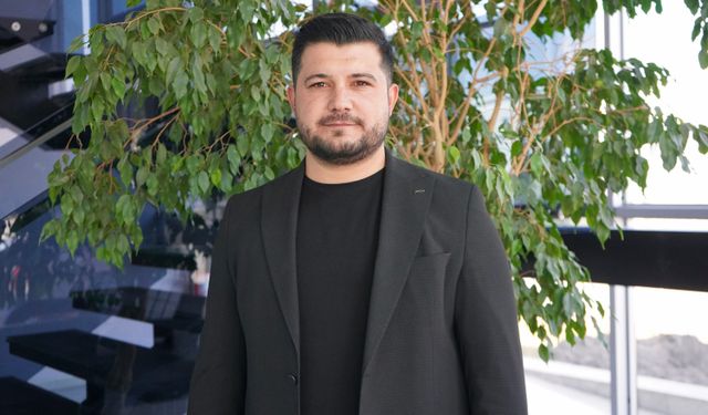 Antalya OSB’de kadınlar üretim hattında çalışıyor