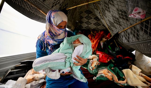 İsrail saldırılarında Lübnan’da can kaybı 886’ya çıktı