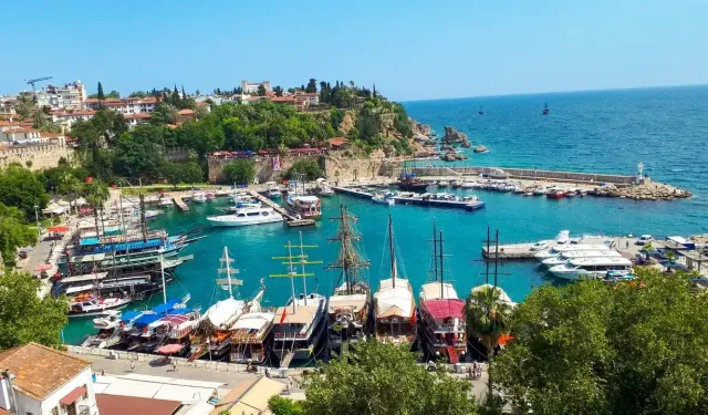 Antalya’nın en eski ilçesi hangisi?