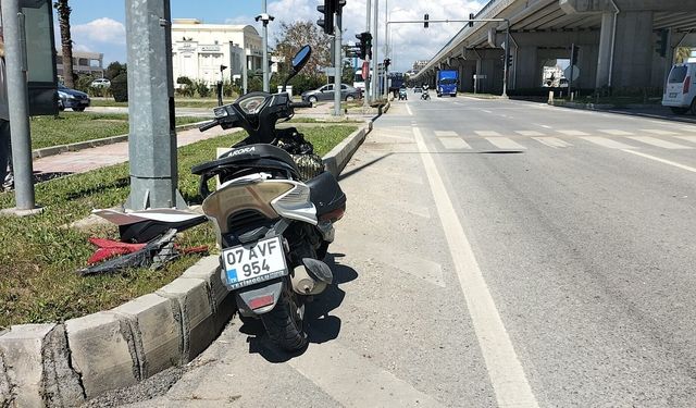 Manavgat’ta motosiklet kazası: 1 kişi yaralandı