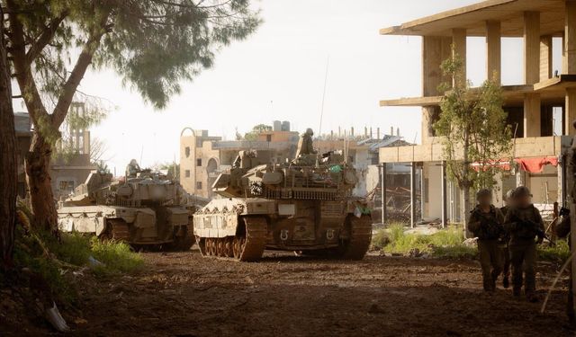 İsrail: Lübnan’da 300’den fazla hedef imha edildi
