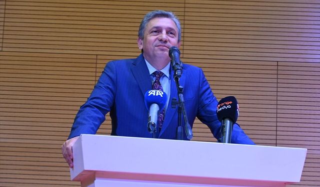 238 genç doktor mezun oldu