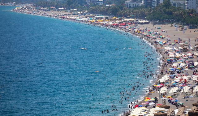 Antalya’ya 5 ayda 3,5 milyon turist hava yoluyla geldi