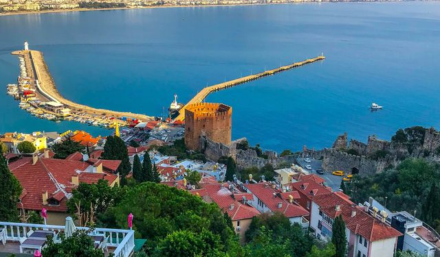 Rusların Türkiye’de gözdesi Alanya oldu