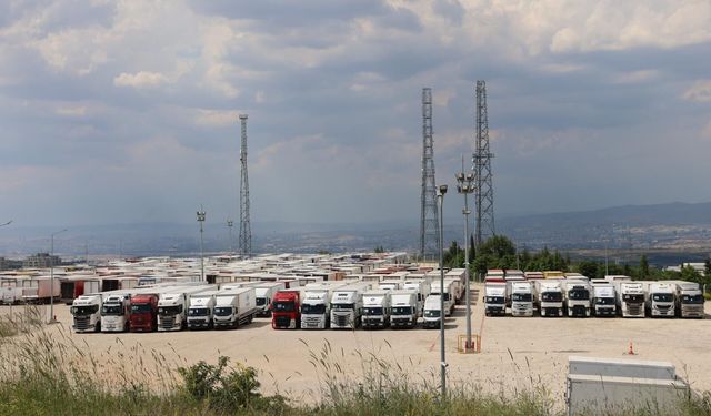 YKS evraklarını taşıyan 531 araç yola çıktı