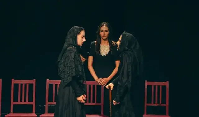 Bernarda Alba’nın Evi DasDas Sahne’de seyirciyle buluştu