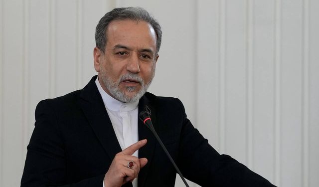 Arakçi: İran gemisine saldırı cevapsız kalmayacak
