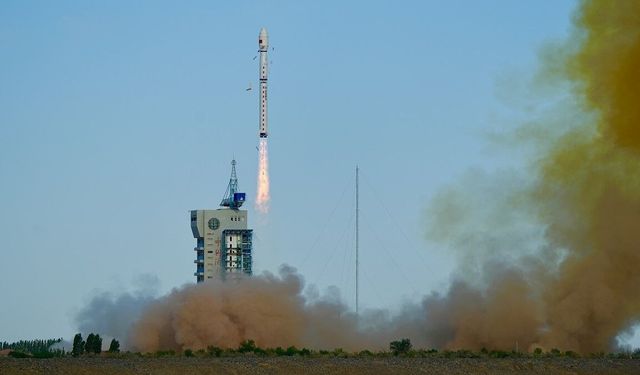 Çin, Haiyang-2E deniz gözlem uydusunu uzaya gönderdi
