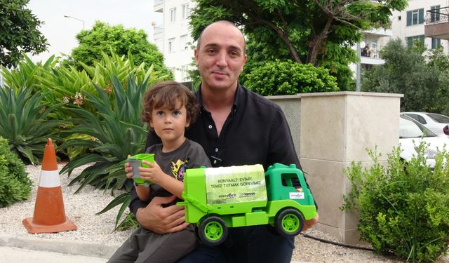 Minik Arden’in çöp kamyonu hayali gerçek oldu