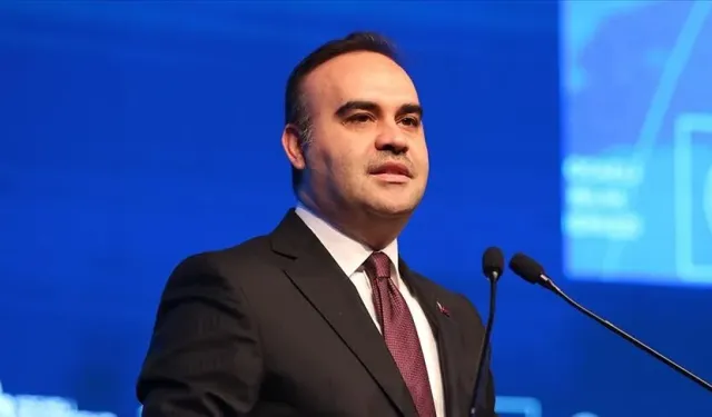 Bakan Kacır: Türkiye, yerli uzay aracıyla Ay’a hazırlanıyor