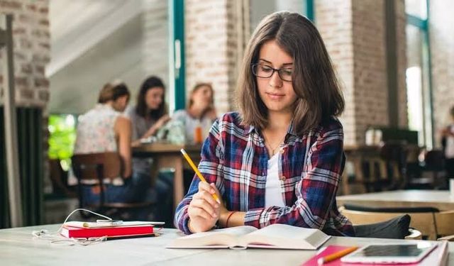 Verimli ders çalışma teknikleri: Az sürede çok öğrenme