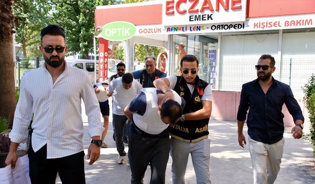 Antalya’daki cinayette 3 şüpheli adliyeye sevk edildi