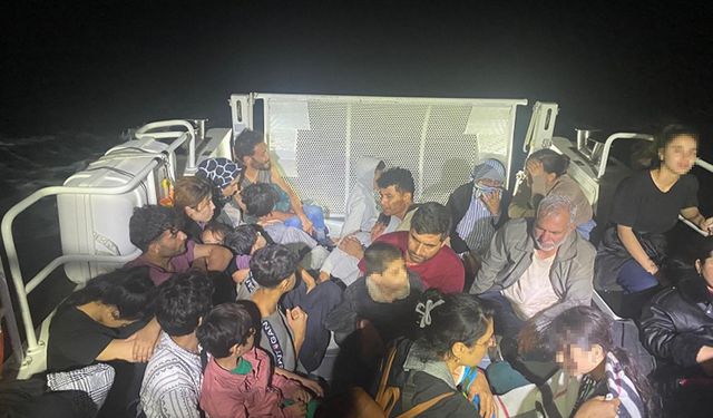 Ayvacık açıklarında 37 kaçak göçmen yakalandı
