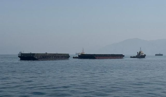 Hürmüz Boğazı’nda petrol tankeri vuruldu
