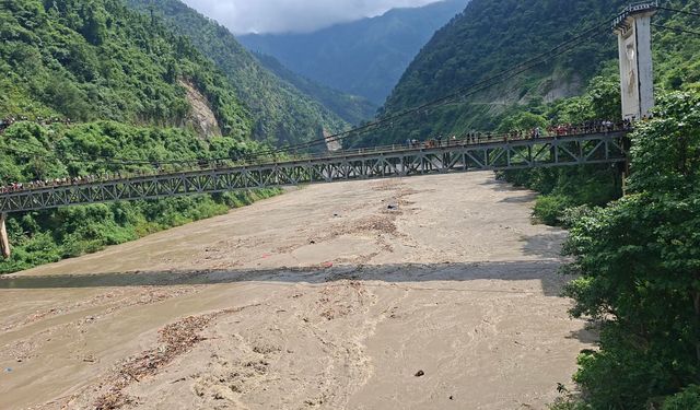 Nepal’deki selde can kaybı 165’e yükseldi