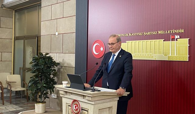Öztrak: Çerçeve yasa şartlı bir başlangıçtır