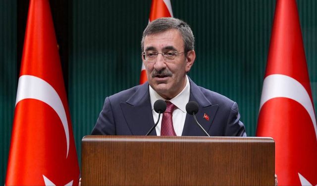 Türkiye ekonomisi ikinci çeyrekte yüzde 2,3 büyüdü