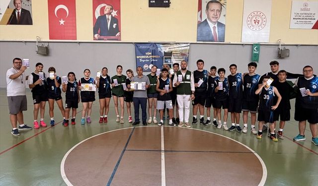 Akseki’de genç basketbolculara eğitim programı düzenlendi