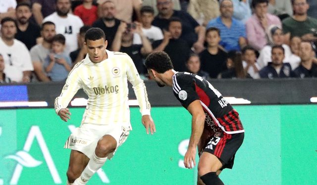 Fenerbahçe ilk 5 haftada 8 puan kaybetti