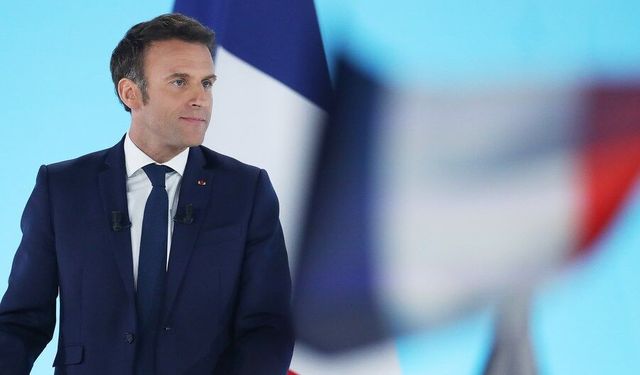 Macron: 15 yaş altına sosyal medya kısıtlaması geliyor