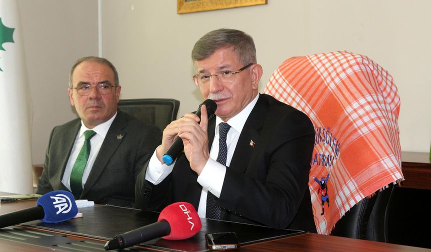 Davutoğlu: Türkiye'de Gerçek Anlamda Siyasi Ahlak Devrimi Şart