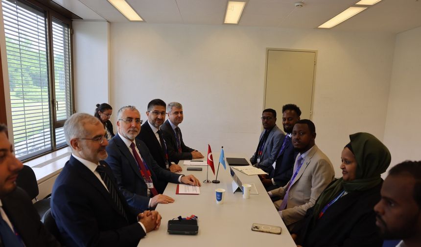 Bakan Işıkhan, Somali Çalışma ve Sosyal İşler Bakanı Adan ile görüştü