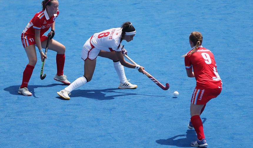 Açık Alan Hokeyi Avrupa Şampiyonası Alanya’da başladı