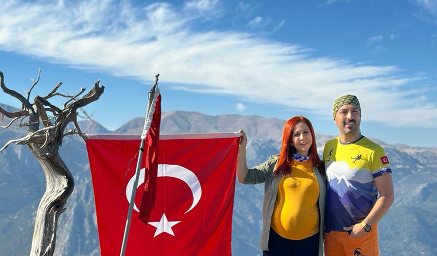 Akromegali teşhisi sonrası hayallerinin peşinden gitti