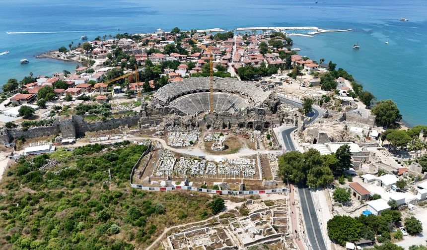 Side’de tarih ve modern yaşam iç içe sunuluyor