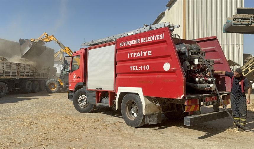 Adana Yüreğir'de Biyokütle Tesisi Yangını Kontrol Altında