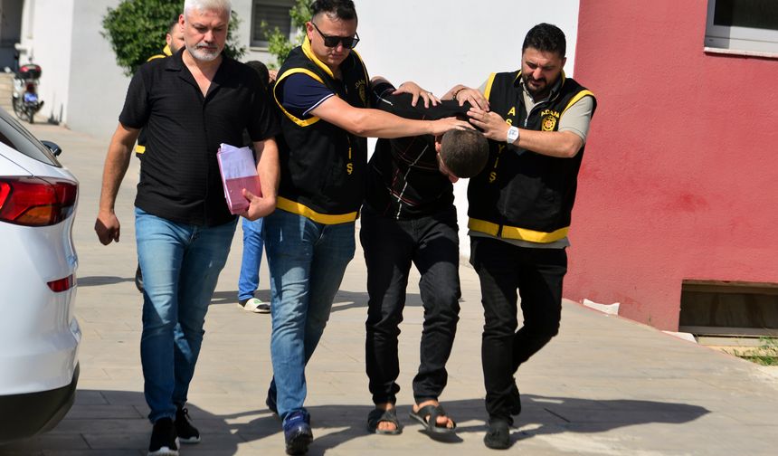 Motosikletli Kapkaççılar, Markete Giden Kadının Cep Telefonunu Alıp Kaçtı