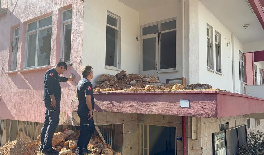 Antalya’da metruk apartmanda çıkan yangında erkek cesedi bulundu