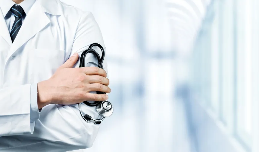 Doktorlara sosyal medyada yeni paylaşım yasağı