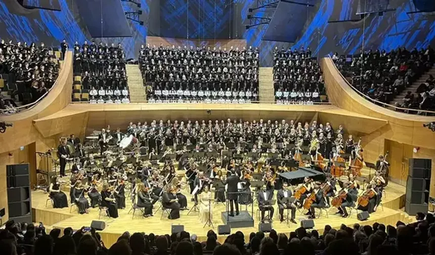 Devlet Çoksesli Korosu’ndan Dünya Koro Günü konseri