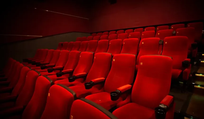 Sinemada çarşamba günü 219 bin bilet satıldı