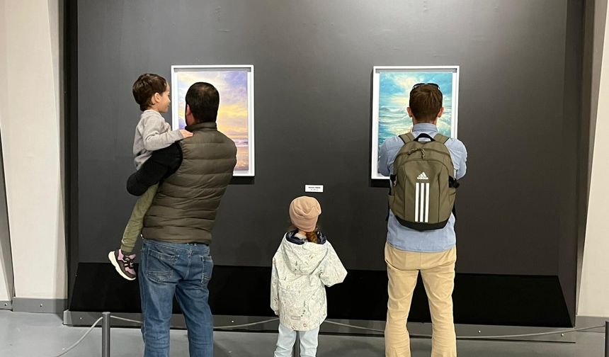 Antalya’da Tomurcuk Zamanı sergisi açıldı